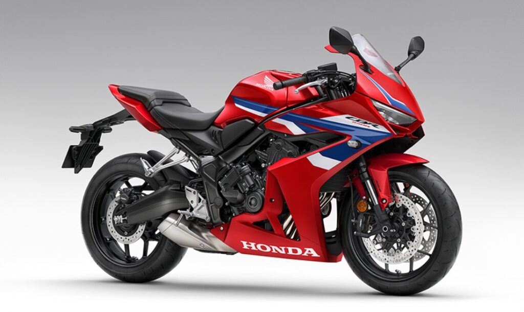 CBR650Rの燃費を徹底解説|オーナーの口コミから維持費、ライバル比較まで CBR650R ホンダ公式画像